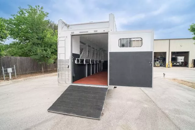 new Horse Trailers Bloomer  for sale, in Boerne, TX Thumbnail 4
