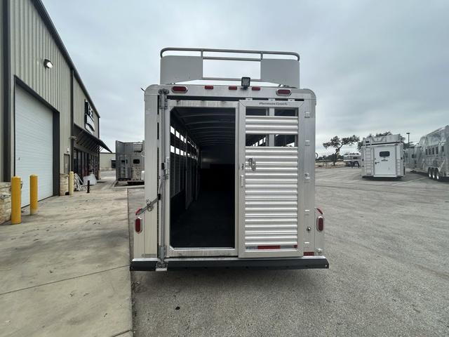 used Stock / Stock Combo Trailers Platinum Coach  for sale, in Boerne, TX Thumbnail 5
