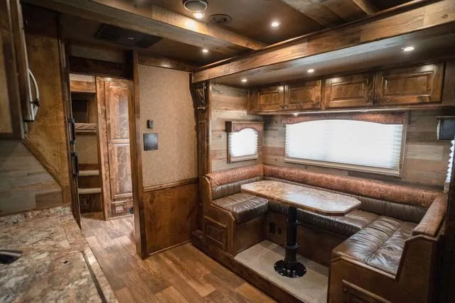 used Horse Trailers Bloomer  for sale, in Boerne, TX Thumbnail 7