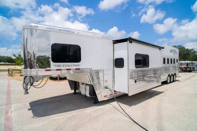 new Horse Trailers Bloomer  for sale, in Boerne, TX Thumbnail 2