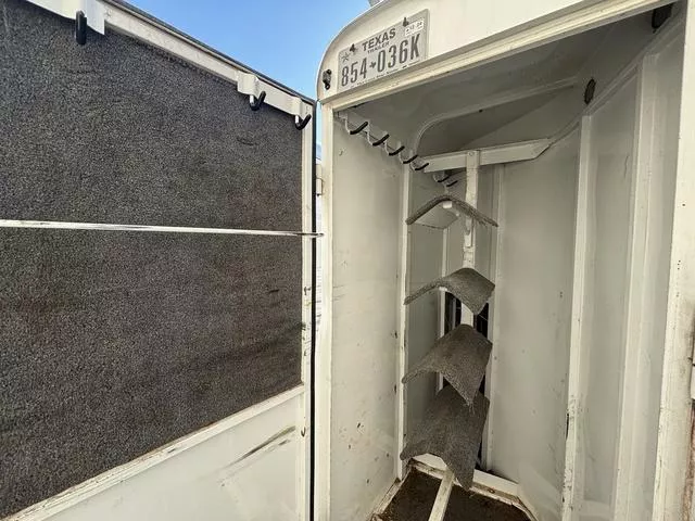 used Horse Trailers Bruton Trailers  for sale, in Boerne, TX Thumbnail 7