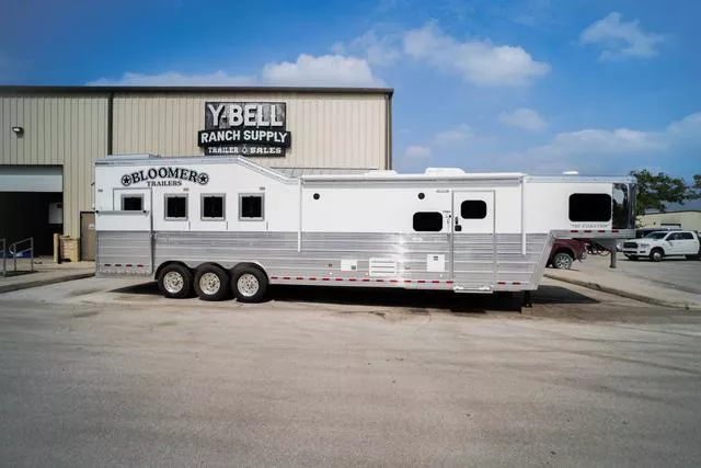 new Horse Trailers Bloomer  for sale, in Boerne, TX Thumbnail 2