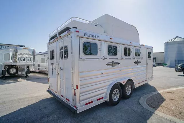 used Horse Trailers Platinum Coach  for sale, in Boerne, TX Thumbnail 4
