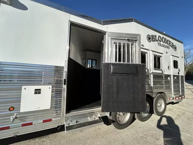new Horse Trailers Bloomer  for sale, in Boerne, TX Thumbnail 7