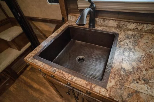 used Horse Trailers Bloomer  for sale, in Boerne, TX Thumbnail 6