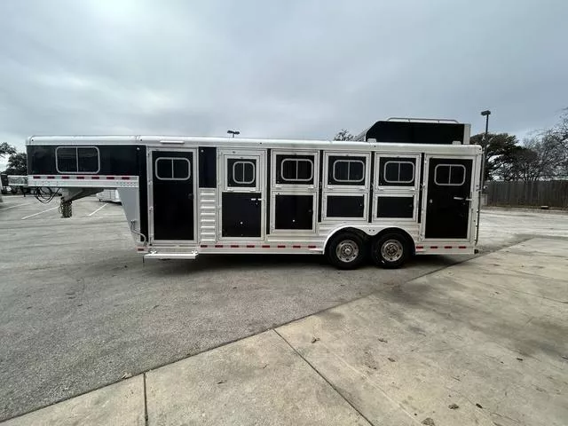 used Horse Trailers Elite Trailers  for sale, in Boerne, TX Thumbnail 4