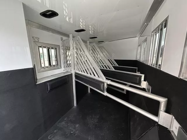 new Horse Trailers Bloomer  for sale, in Boerne, TX Thumbnail 7