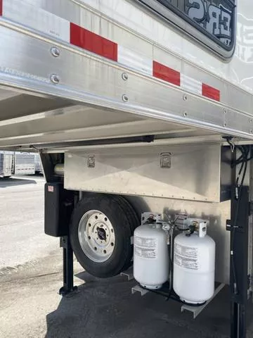 used Horse Trailers 4-Star Trailers  for sale, in Boerne, TX Thumbnail 6