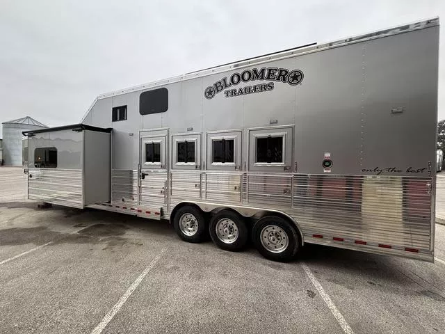 new Horse Trailers Bloomer  for sale, in Boerne, TX Thumbnail 7