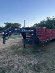 2019 PJ 36’ Dual T/A Gooseneck Trailer