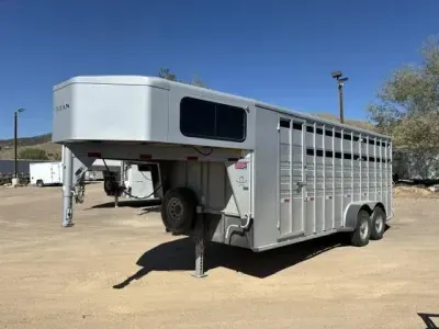2023 Titan 20' Stock Combo