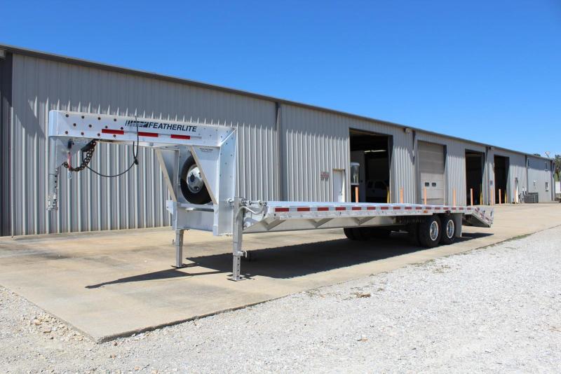 2015 Featherlite 1585-0030 Flatbed Trailer 2015 Featherlite 1585-0030 Flatbed Trailer