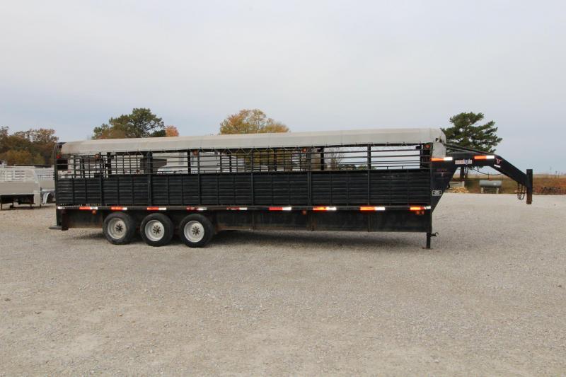 2012 Neckover Trailers 7 x 28' Livestock Trailer 2012 Neckover Trailers 7 x 28' Livestock Trailer