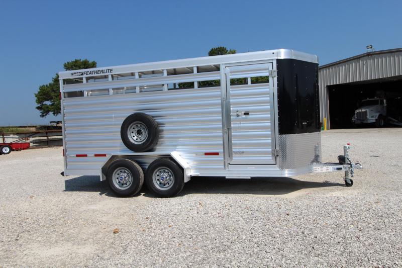 2022 Featherlite 8107-6716 Livestock Trailer 2022 Featherlite 8107-6716 Livestock Trailer