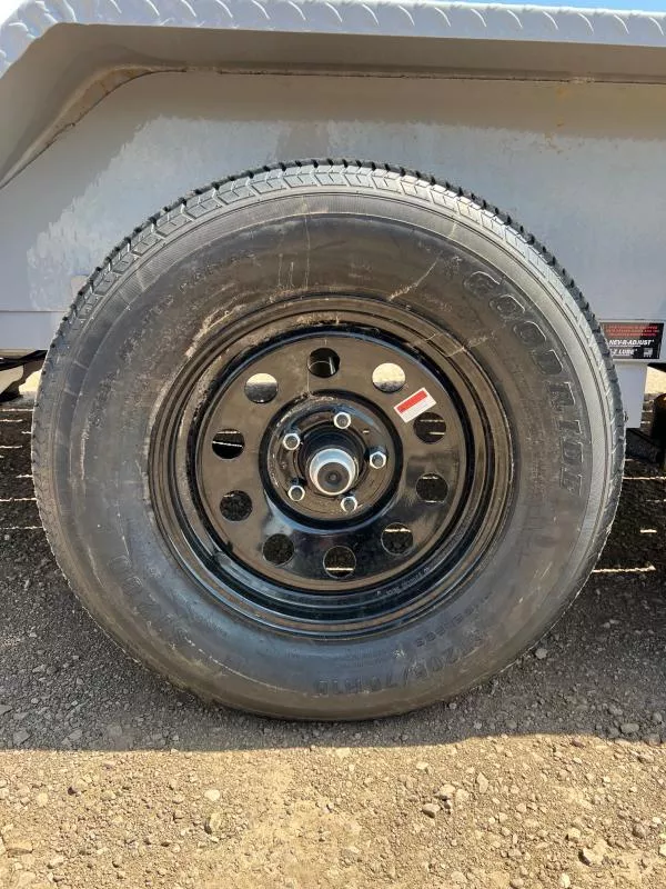 new Equipment / Flatbed Trailers Load Trail  for sale, in Box Elder, SD Thumbnail 4