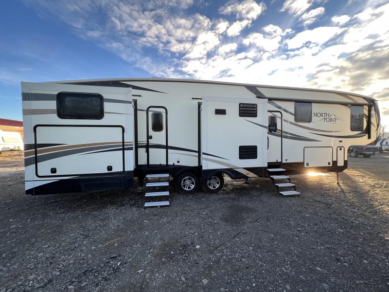2016 Jayco 375BH Fifth Wheel 2016 Jayco 375BH Fifth Wheel
