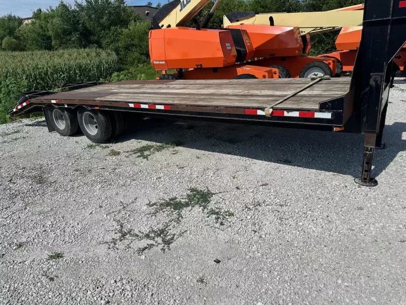 used Equipment / Flatbed Trailers Mac-Lander  for sale, in Atlantic, IA Thumbnail 3