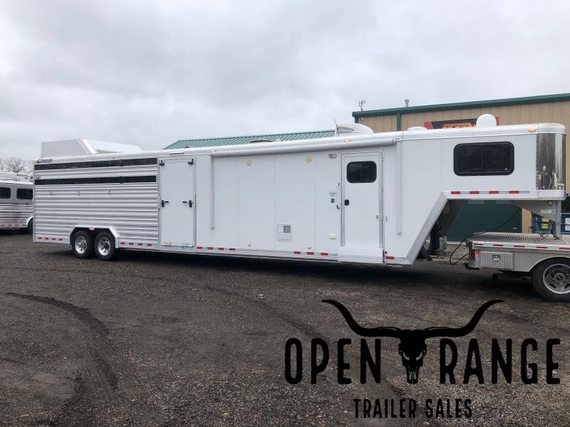 2017 Cimarron Lonestar LQ Stock Combo Trailer 2017 Cimarron Lonestar LQ Stock Combo Trailer