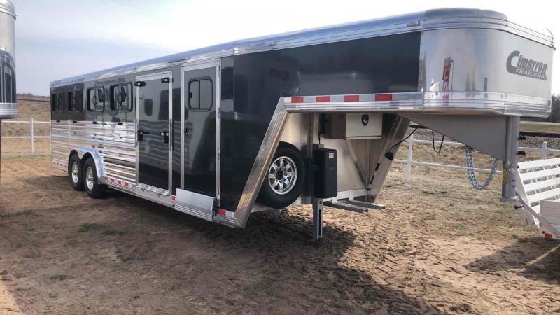 2020 Cimarron Trailers Showstar LX Livestock Trailer 2020 Cimarron Trailers Showstar LX Livestock Trailer
