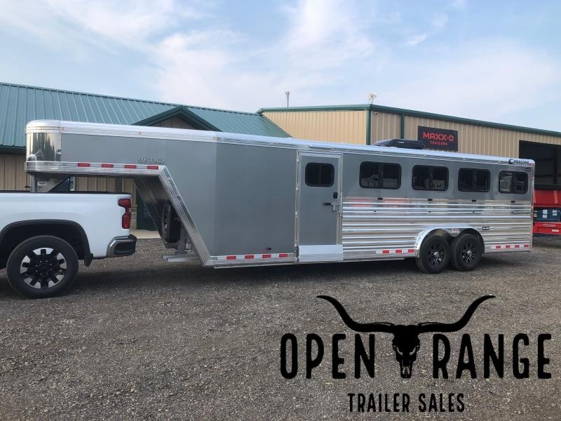 2022 Cimarron Trailers Showstar LX Livestock Trailer 2022 Cimarron Trailers Showstar LX Livestock Trailer