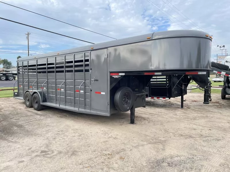 2026 WW 6.8' X 24' GVWR 14K METAL TOP GN Stock / Stock Combo Trailer