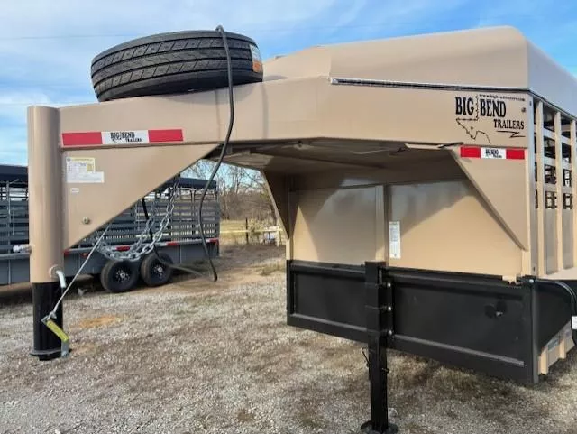 2026 Big Bend 6'8"X24' GVWR 16K Stock / Stock Combo Trailer