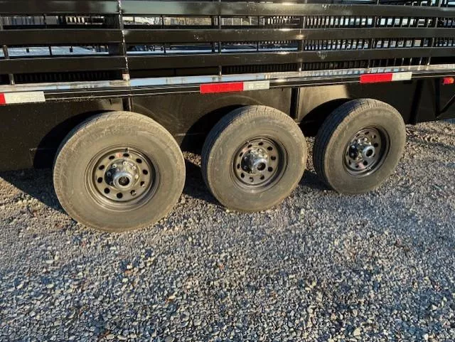 new Stock / Stock Combo Trailers W-W Trailer  for sale, in Calera, OK Thumbnail 3
