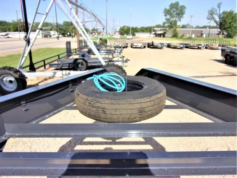 new Equipment / Flatbed Trailers Lamar Trailers  for sale, in Reno, TX Thumbnail 17