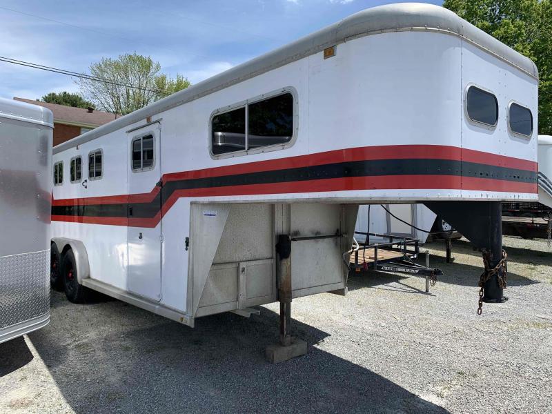 1997 Sooner GNH-722-4 Livestock Trailer 1997 Sooner GNH-722-4 Livestock Trailer