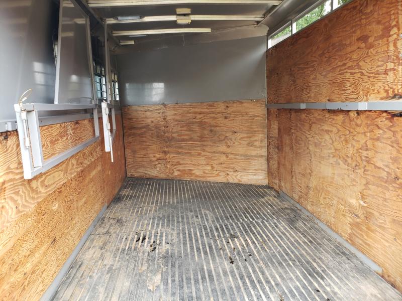used Horse Trailers Charmac Trailers  for sale, in Kennewick, WA Thumbnail 8
