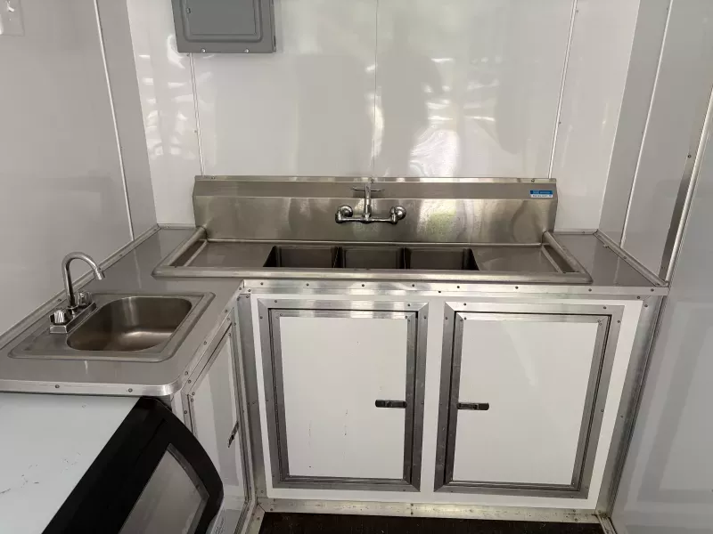 used Vending / Concession Trailers Quality Cargo  for sale, in Hayesville, NC Thumbnail 7