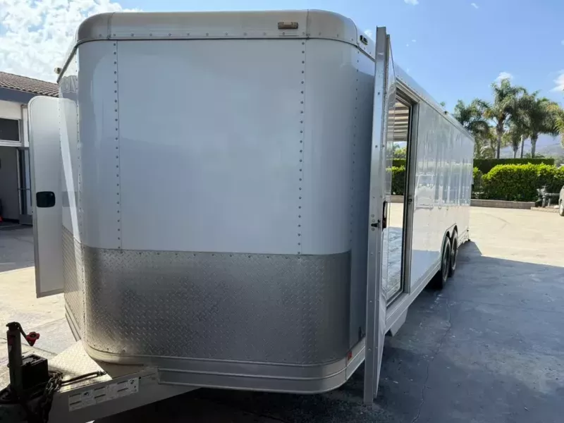 used Car Haulers / Racing Trailers Featherlite  for sale, in Carpinteria, CA Thumbnail 4