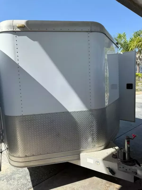 used Car Haulers / Racing Trailers Featherlite  for sale, in Carpinteria, CA Thumbnail 3