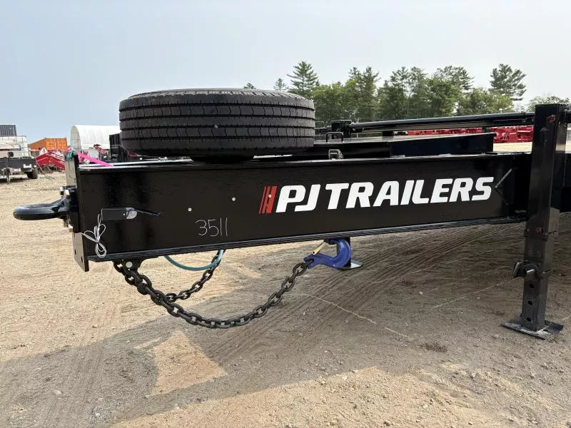 new Equipment / Flatbed Trailers PJ Trailers  for sale, in Turner, ME Thumbnail 18