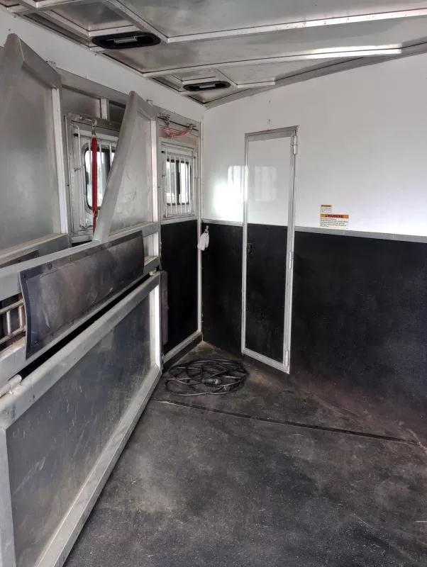 used Horse Trailers Lakota  for sale, in Manchester, ME Thumbnail 23