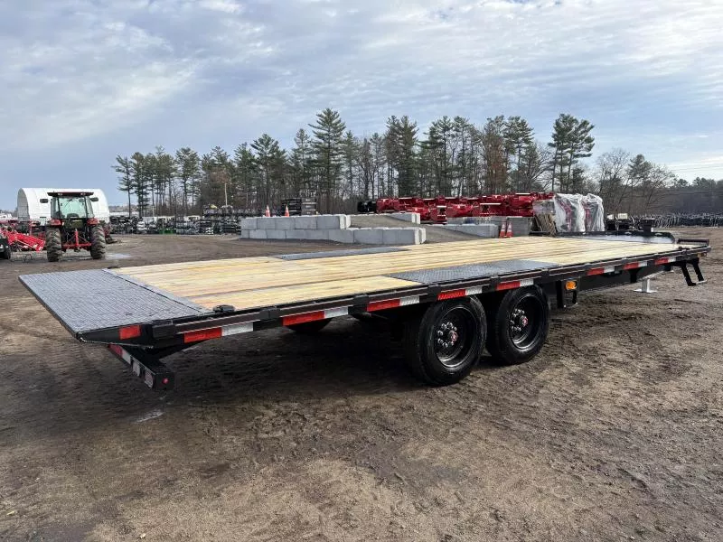 new Equipment / Flatbed Trailers Diamond C Trailers  for sale, in Turner, ME Thumbnail 6