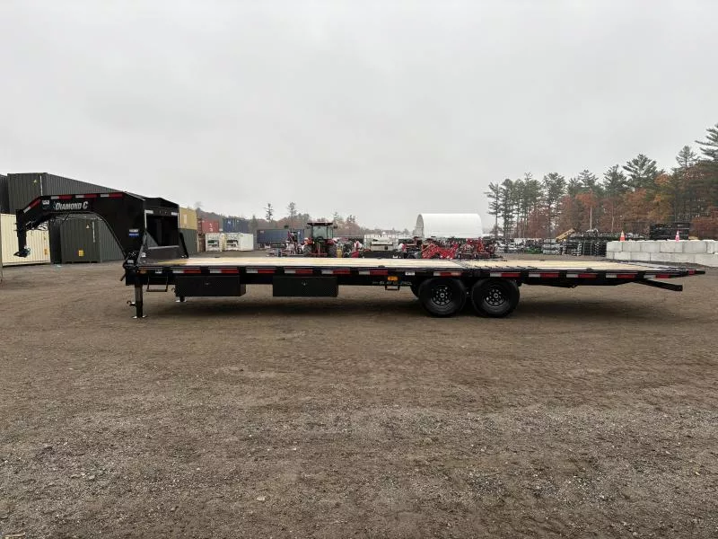 new Equipment / Flatbed Trailers Diamond C Trailers  for sale, in Turner, ME Thumbnail 2