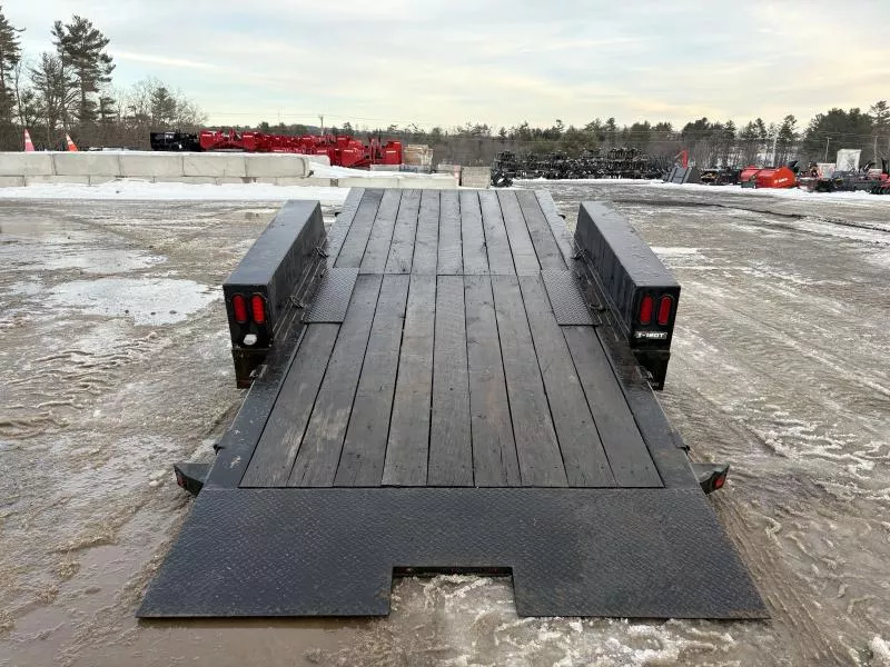 used Equipment / Flatbed Trailers Towmaster Trailers  for sale, in Turner, ME Thumbnail 9