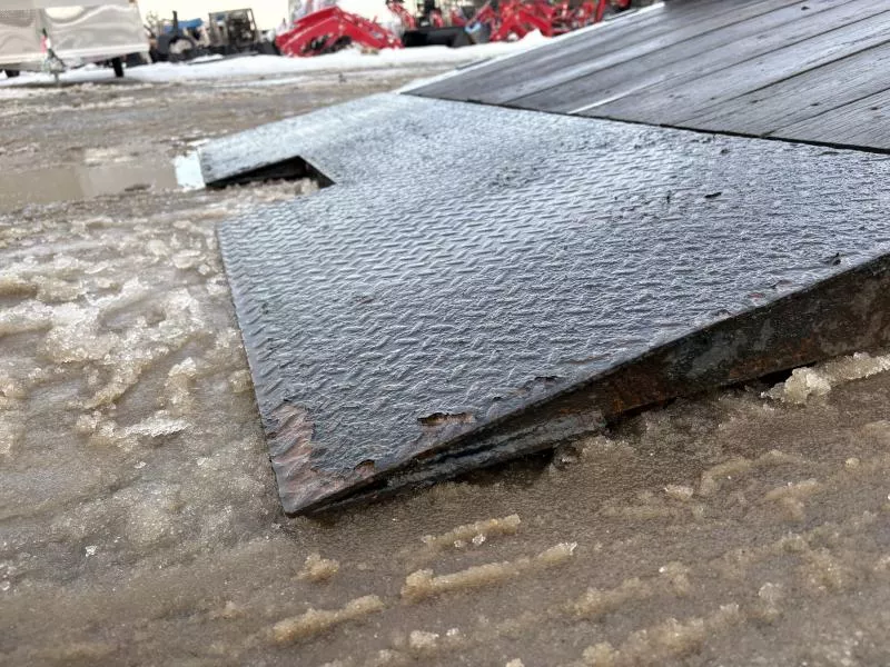 used Equipment / Flatbed Trailers Towmaster Trailers  for sale, in Turner, ME Thumbnail 11