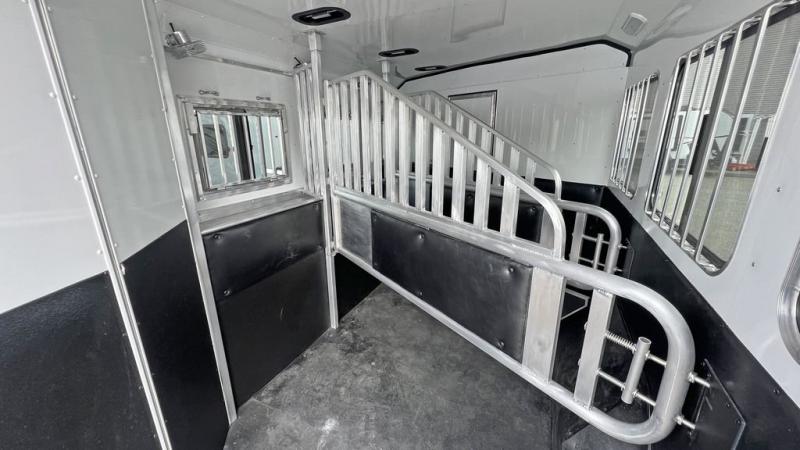 new Horse Trailers Merhow Other for sale, in Manchester, ME Thumbnail 7