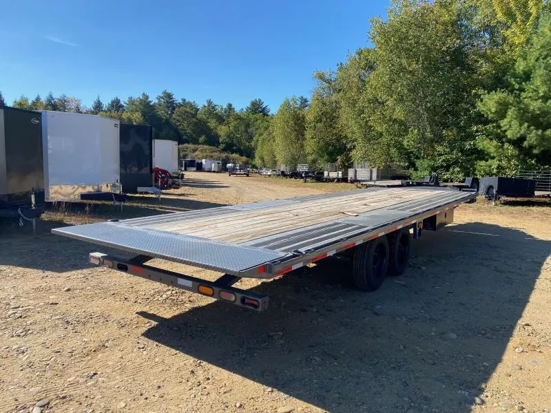 used Equipment / Flatbed Trailers Diamond C Trailers  for sale, in Loudon, NH Thumbnail 8
