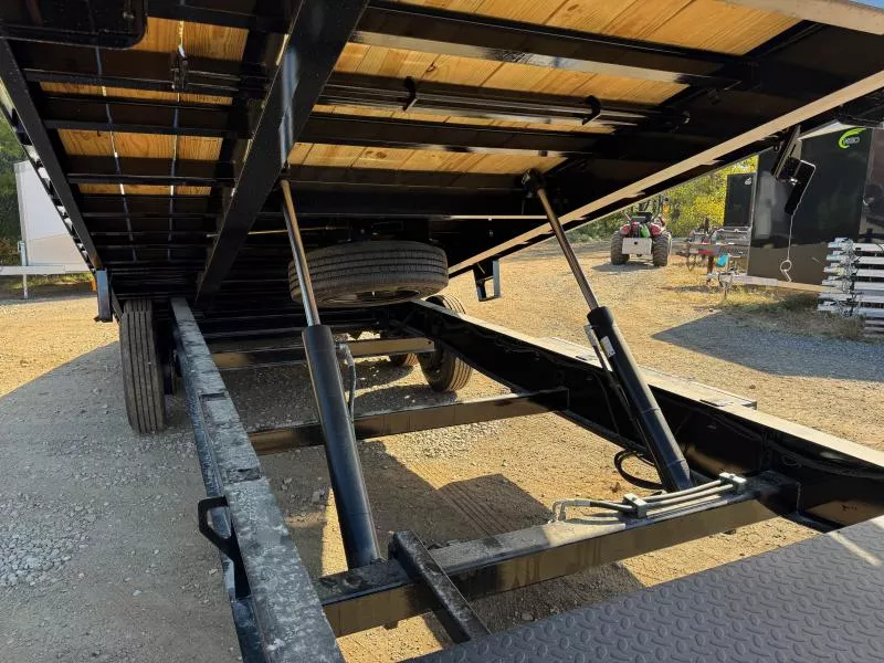 new Equipment / Flatbed Trailers Diamond C Trailers  for sale, in Loudon, NH Thumbnail 17