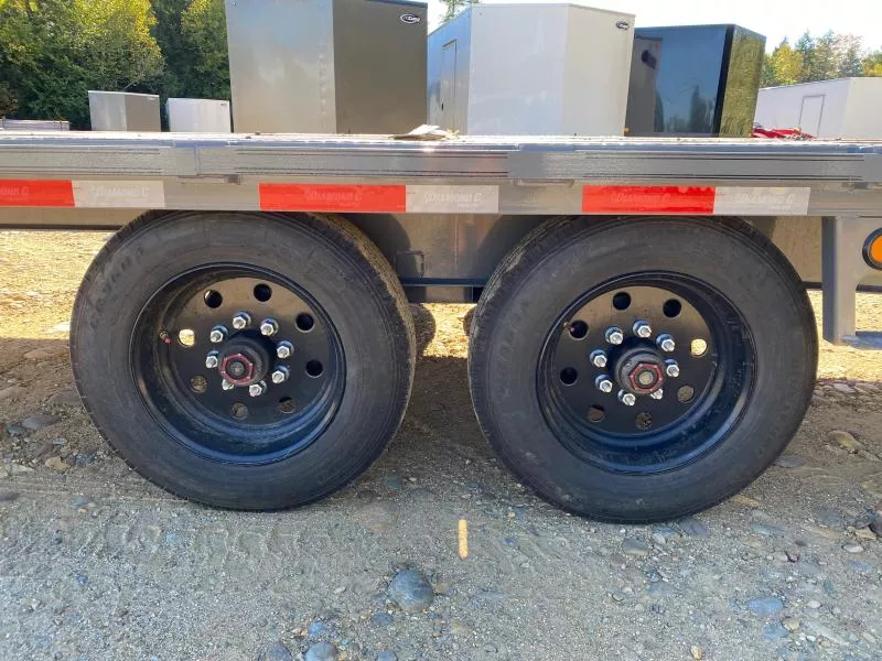 used Equipment / Flatbed Trailers Diamond C Trailers  for sale, in Loudon, NH Thumbnail 17