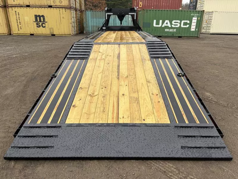 new Equipment / Flatbed Trailers Diamond C Trailers  for sale, in Turner, ME Thumbnail 9