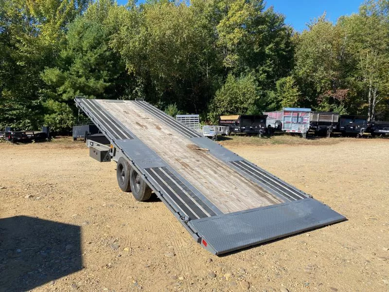 used Equipment / Flatbed Trailers Diamond C Trailers  for sale, in Loudon, NH Thumbnail 2