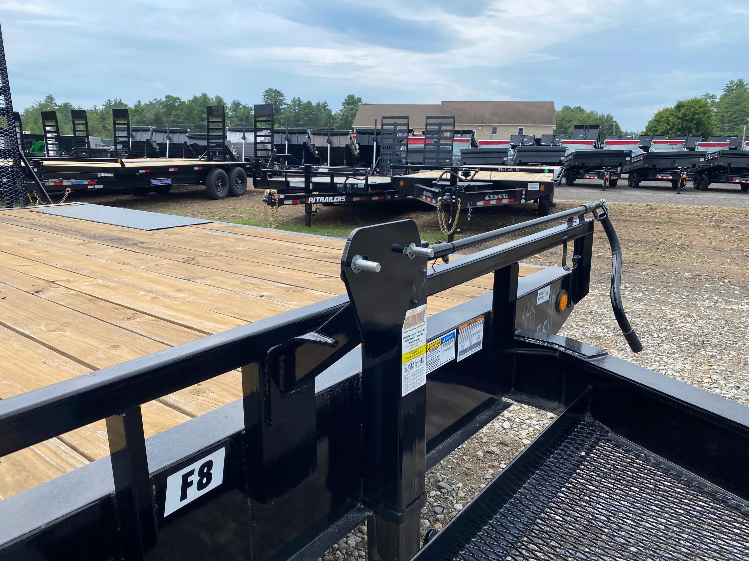 2024 PJ Trailers 8.5x13+3 Powder Coated 12K Deckover Equipment Trailer w/Full Width Ramps QAJ9jkek53rz