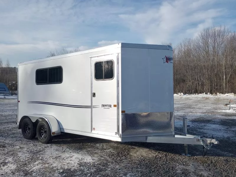 2026 Frontier Trailers Strider Series 7K Aluminum 3-Horse Slant Load Lite w/Front Tack, Escape Door, Full Stud Dividers