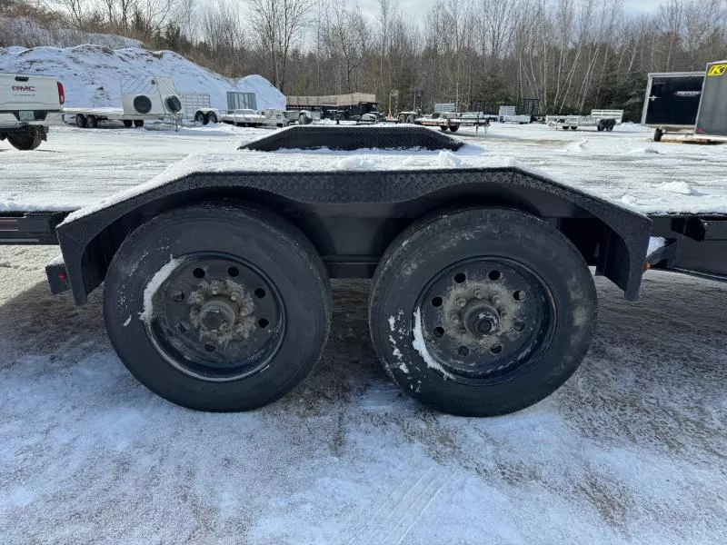 used Equipment / Flatbed Trailers Diamond C Trailers  for sale, in Loudon, NH Thumbnail 15
