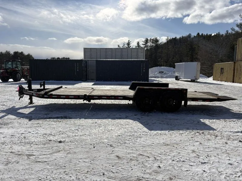 used Equipment / Flatbed Trailers Towmaster Trailers  for sale, in Turner, ME Thumbnail 3