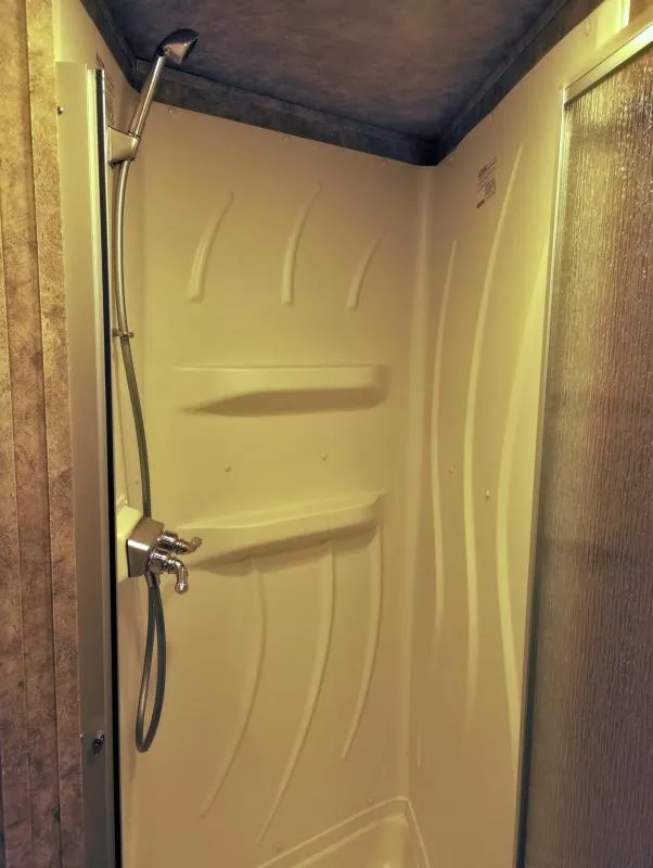 used Horse Trailers Lakota  for sale, in Manchester, ME Thumbnail 13